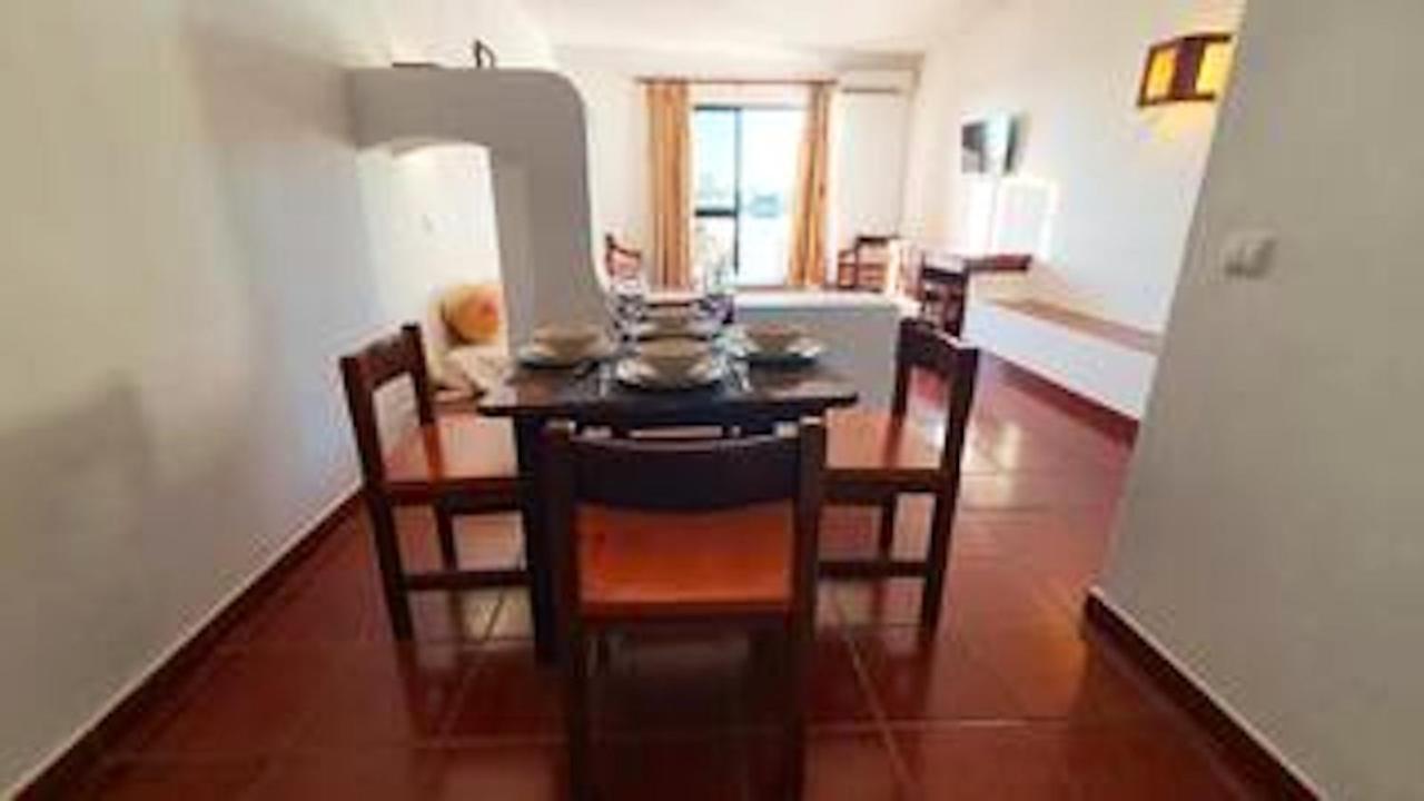 Bright With Sea View In 67 M² + Pool * Albufeira