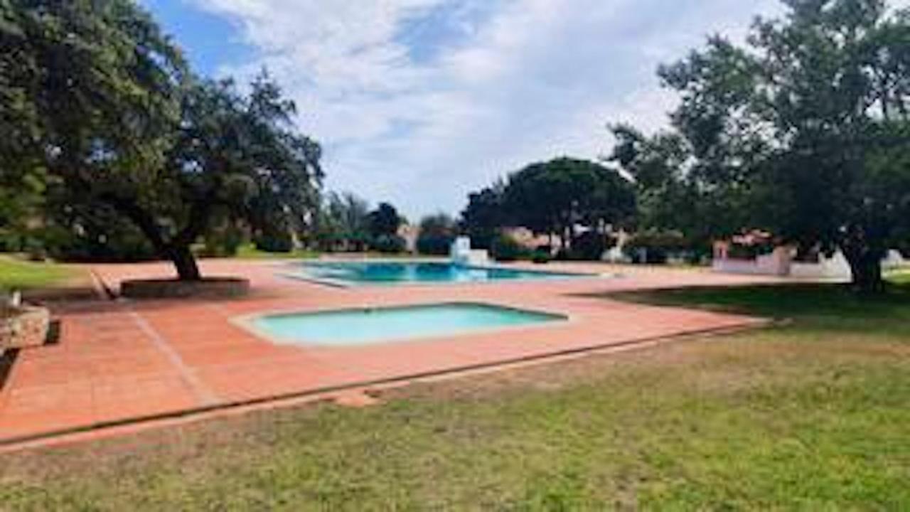 Appartement Bright With Sea View In 67 M² + Pool Albufeira