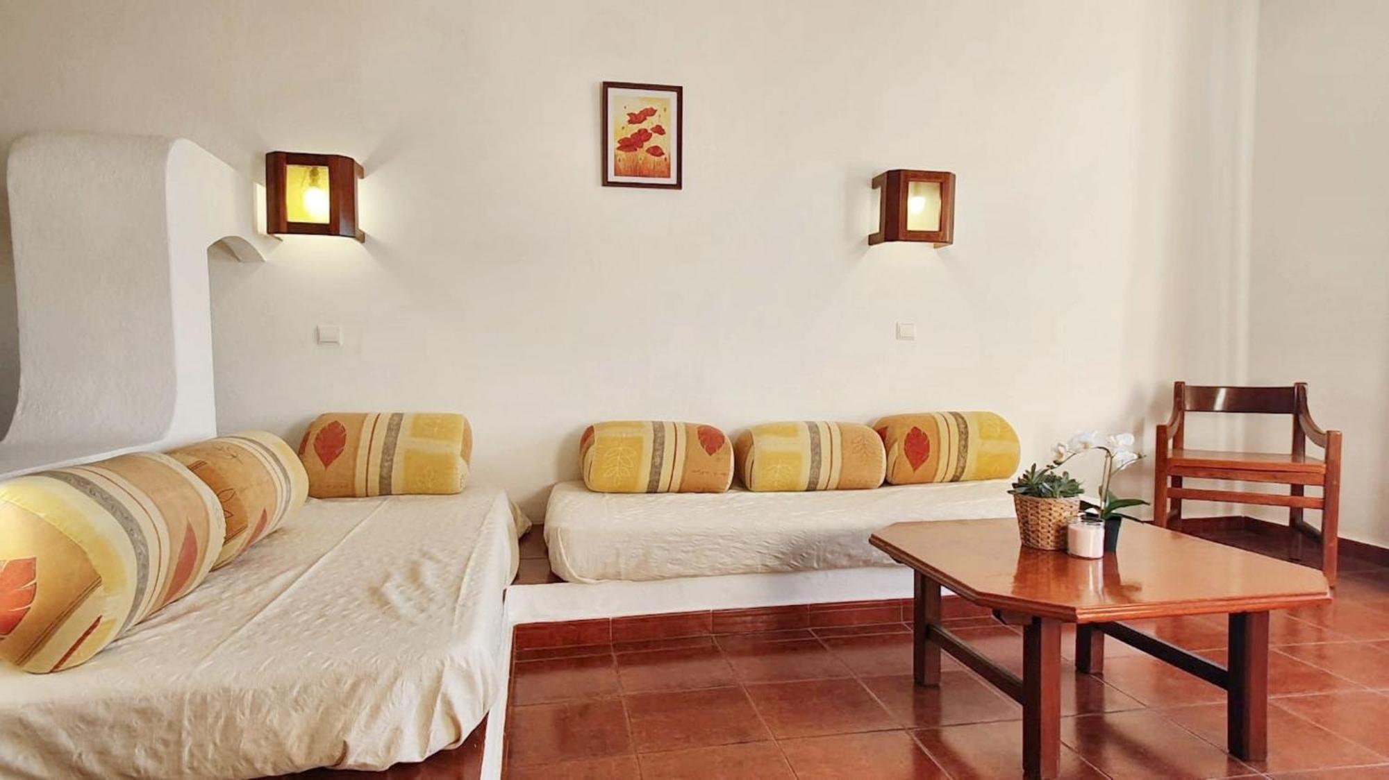 Bright With Sea View In 67 M² + Pool *