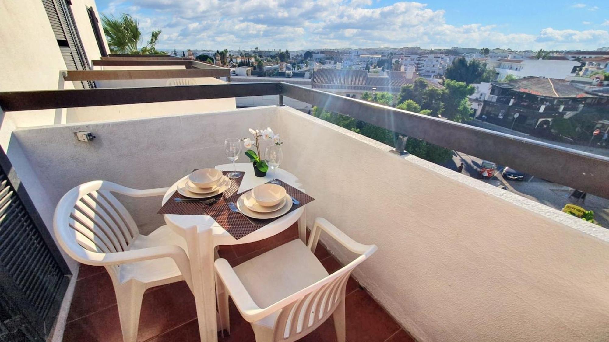 Appartement Bright With Sea View In 67 M² + Pool